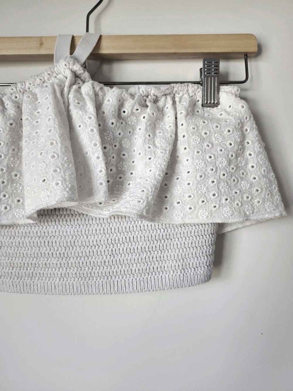 Zara White Eyelet Ribbon Halter Crop Top - Picture 6 of 8